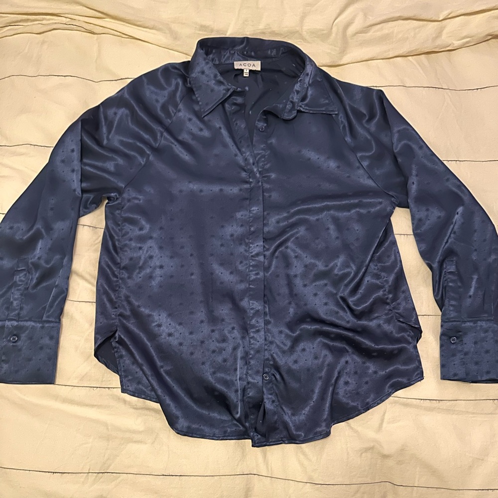 Acoa satin starry button down